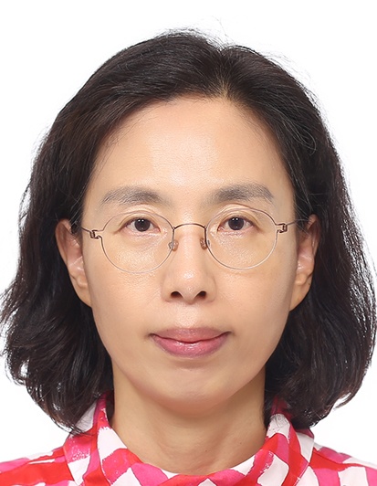엄정인 교수